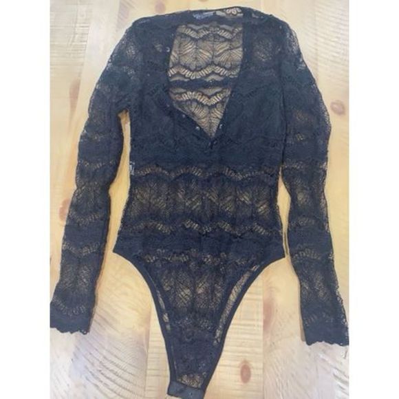 Meshki lace bodysuit  - Picture 4 of 4